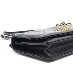 CHANEL lAMBSKIN QUITED 19 WALLET ON CHAIN WOC BLACK